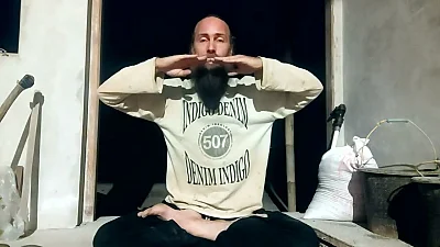 Introspective Reflection — Scanning the Body and Mind (P004)